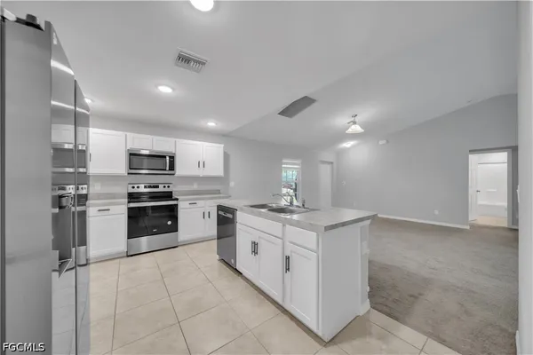 $1,600 | 2617 53rd Street West, Lehigh Acres, FL 33971