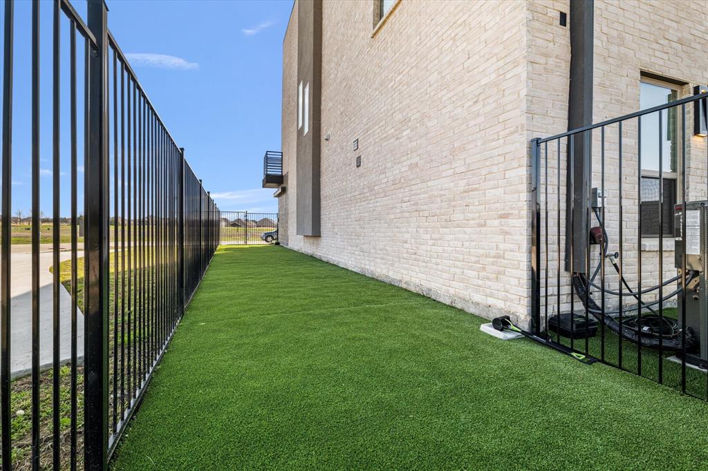 2108 Psalm Circle Heath, TX 75126 - Photo 15 of 39