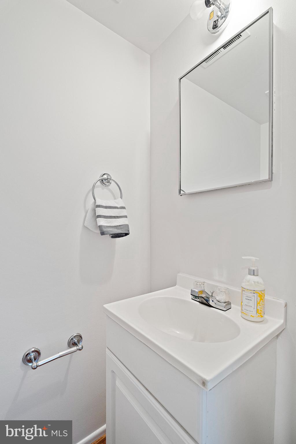 7522 Remington Road Manassas, VA 20109 - Photo 12 of 28 Gallery Image 12