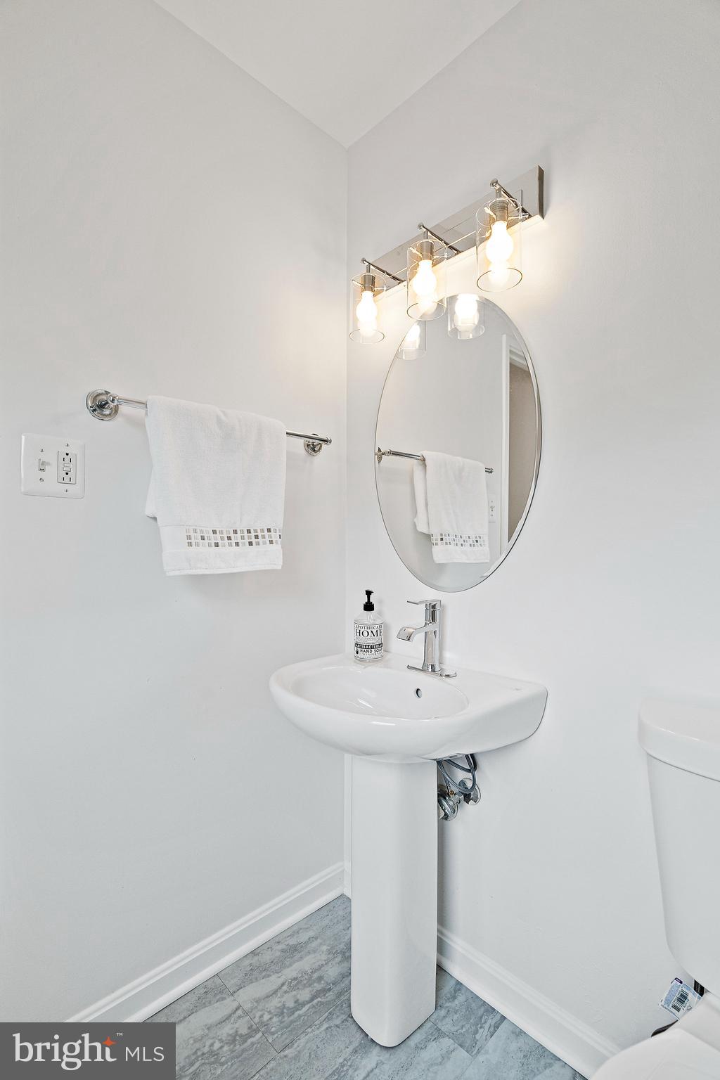 7522 Remington Road Manassas, VA 20109 - Photo 17 of 28 Gallery Image 17