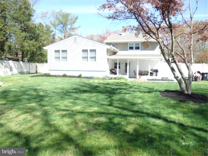 9 Farwood Road Gibbsboro, NJ 08026 - Photo 16 of 17 Exterior Back