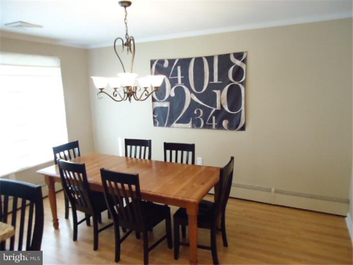 9 Farwood Road Gibbsboro, NJ 08026 - Photo 7 of 17 Dining Room