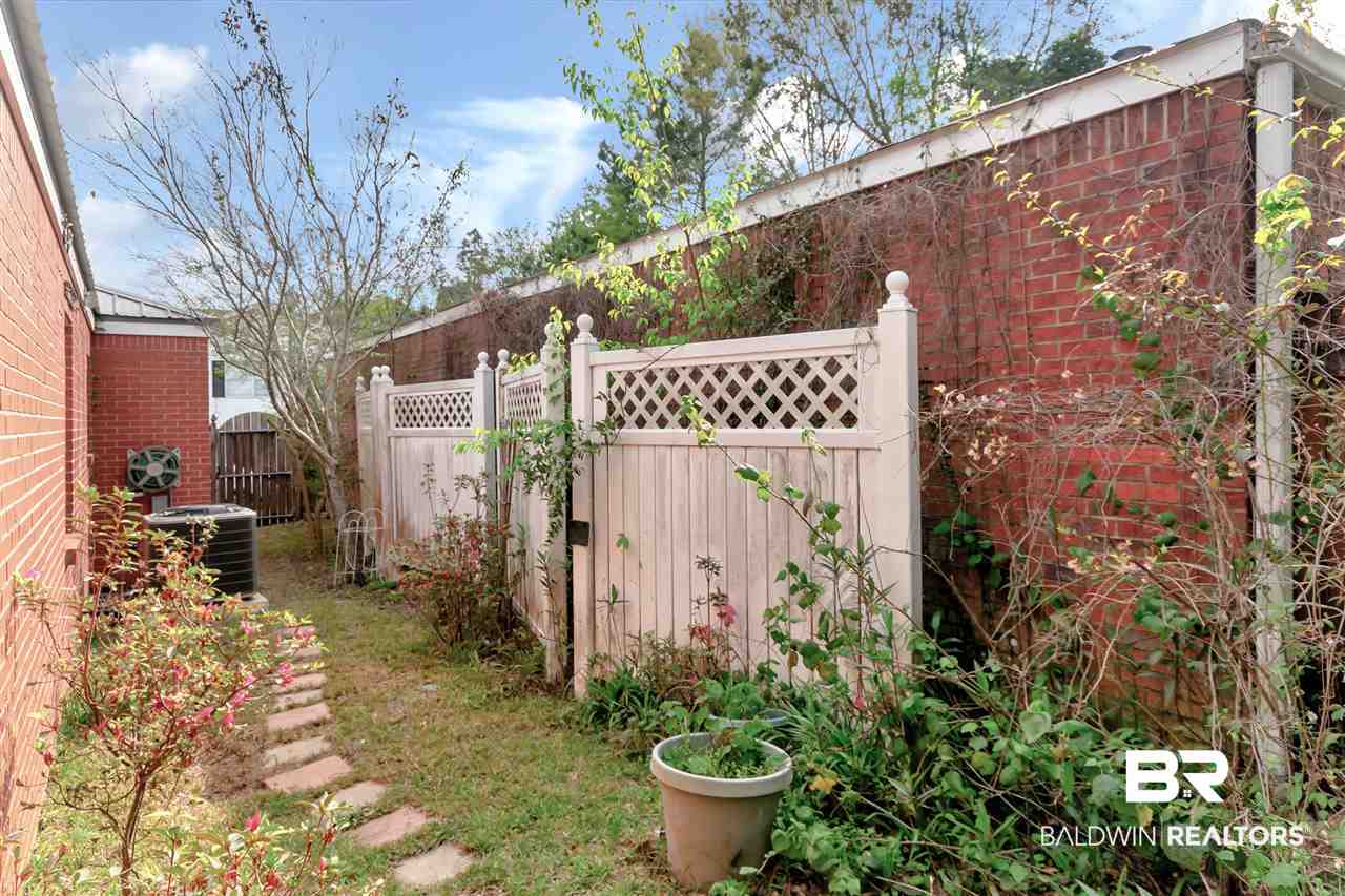 6478 Cedar Bend Court, Unit D Mobile, AL 36608 - Photo 38 of 39 Gallery Image 38