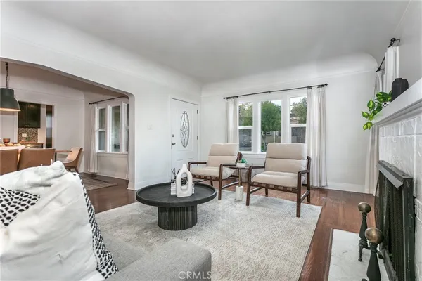 $925,000 | 466 Wickliffe Drive, Pasadena, CA 91104
