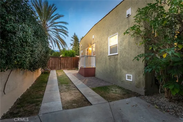 $925,000 | 466 Wickliffe Drive, Pasadena, CA 91104