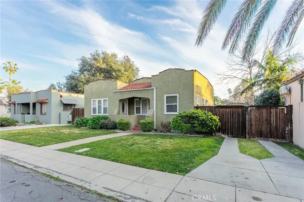 $925,000 | 466 Wickliffe Drive, Pasadena, CA 91104