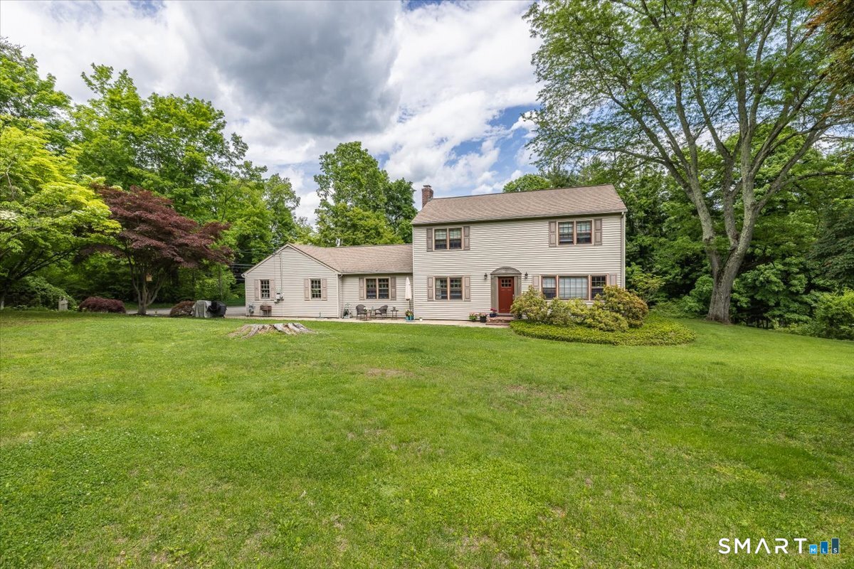 5 Mt Pleasant Road Newtown, CT 06470 - Photo 1 of 40