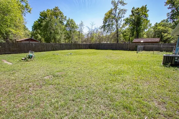 $1,400 | 314 Normagene Street, Livingston, TX 77351