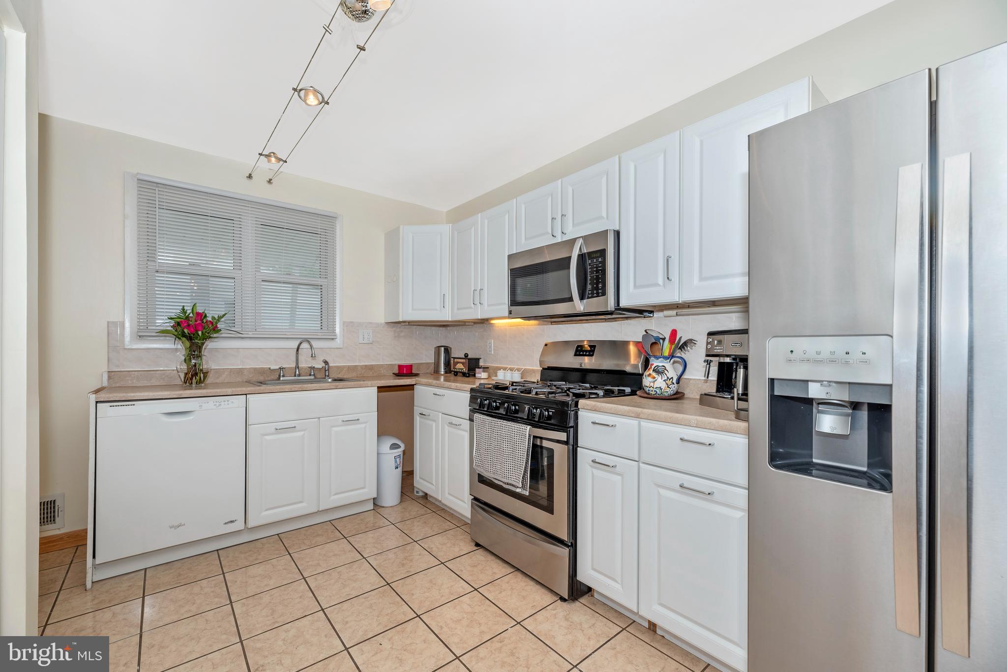 229 Homevale Road Reisterstown, MD 21136 - Photo 15 of 52 Stainless Steel Appliances