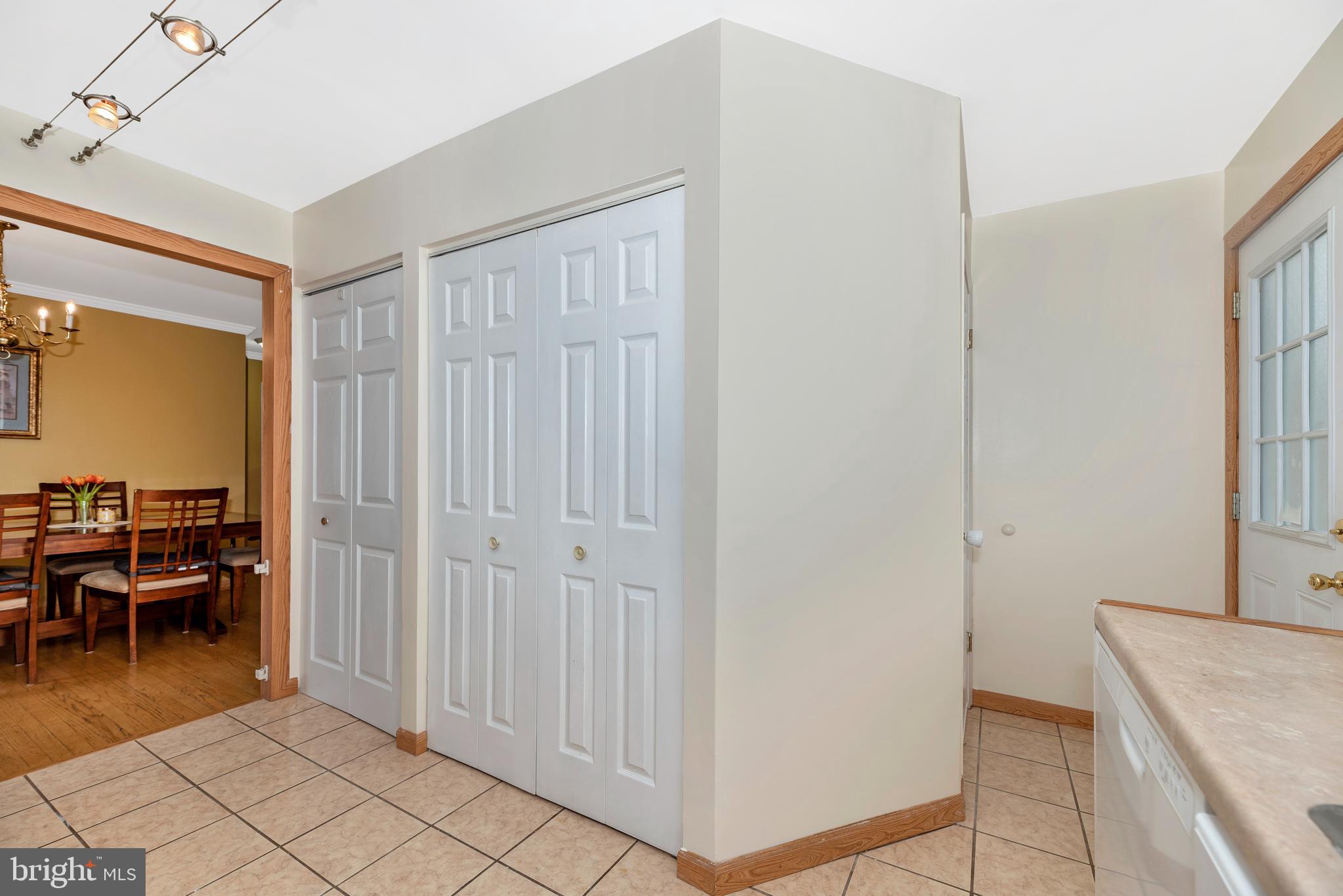 229 Homevale Road Reisterstown, MD 21136 - Photo 19 of 52 Pantry