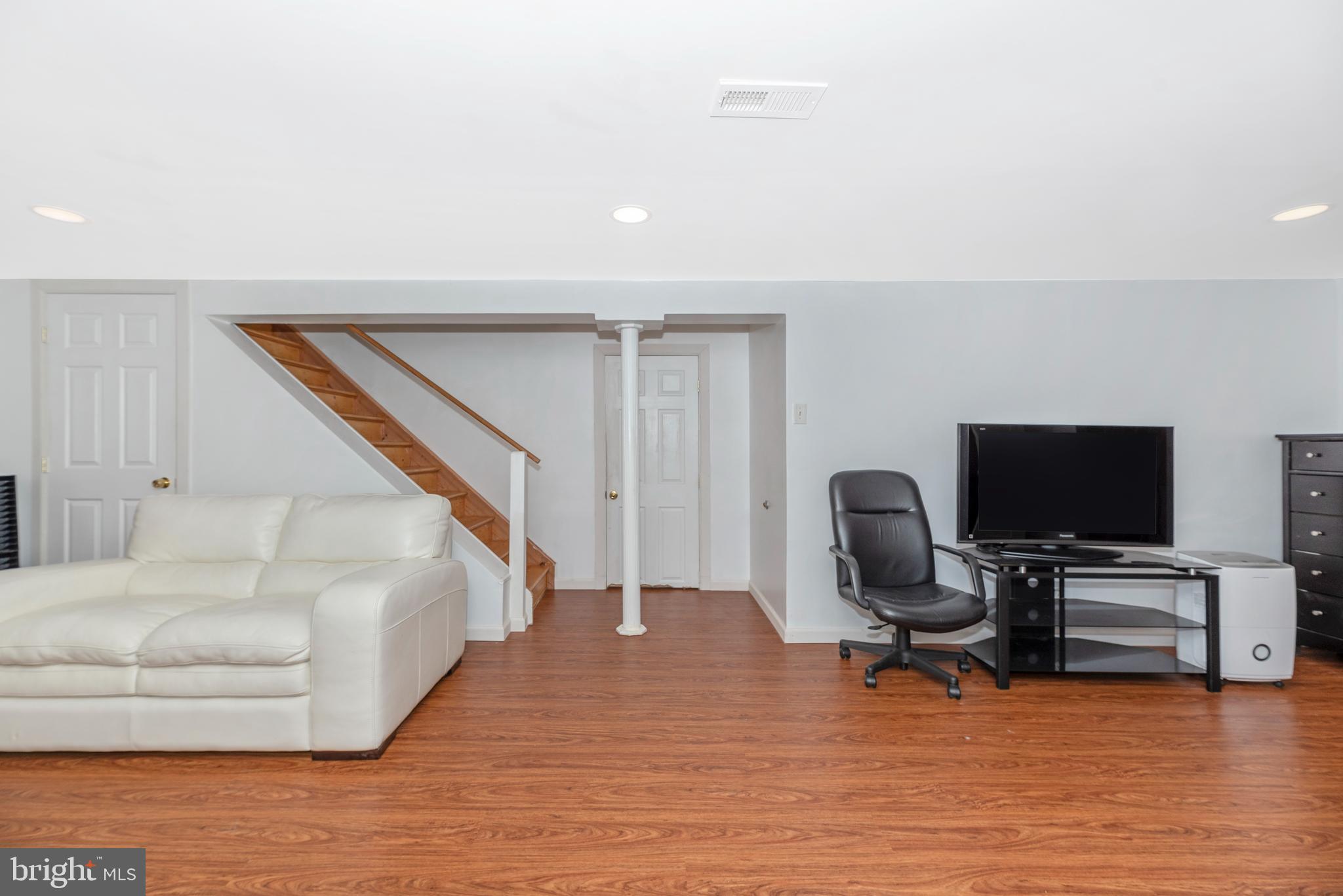 229 Homevale Road Reisterstown, MD 21136 - Photo 34 of 52 Gallery Image 34
