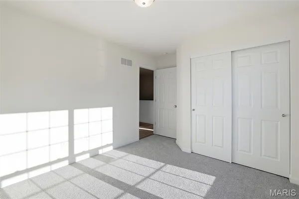 $334,900 | 3859 Sonora Stone Drive, Florissant, MO 63031