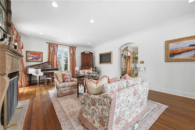 $2,100,000 | 470 Fairview Road, Pittsburgh, PA 15238