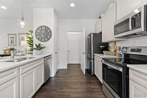 $259,900 | 2 Aspen At Riverstone, Florissant, MO 63031