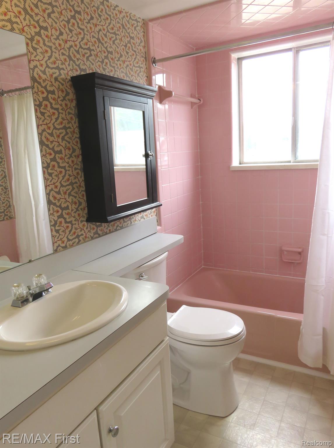 15219 East 9 Mile Road, Unit 1A Eastpointe, MI 48021 - Photo 12 of 16 Gallery Image 12
