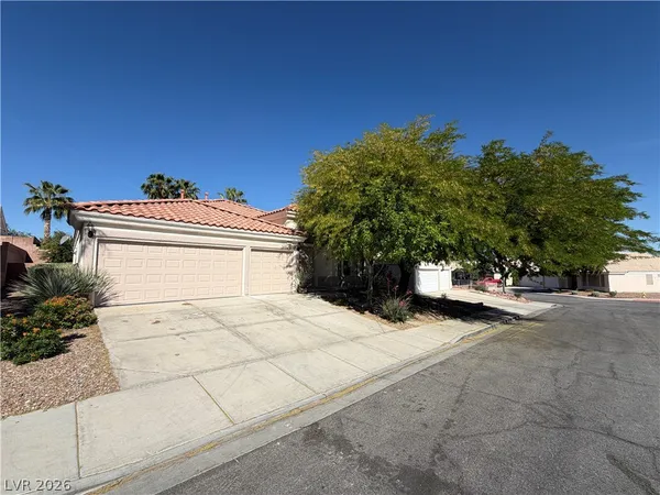 $2,750 | 1113 Heaton Avenue, Henderson, NV 89052