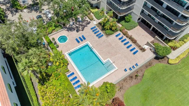 $3,500 | 2413 Bayshore Boulevard, Unit 1401, Tampa, FL 33629