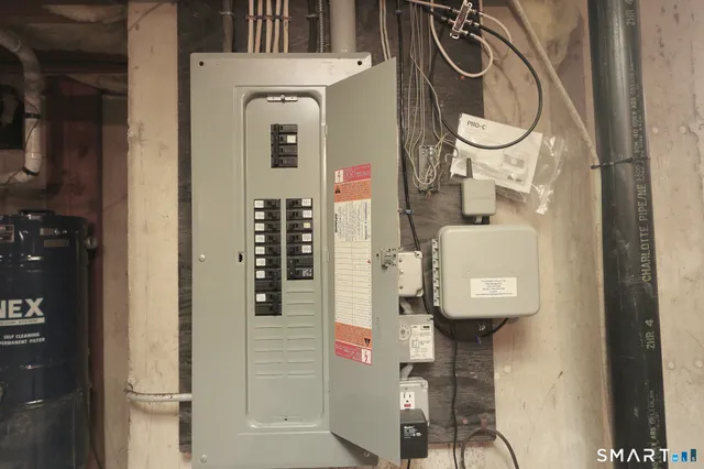 $519,900 | 95 Ash Drive, Hamden, CT 06518