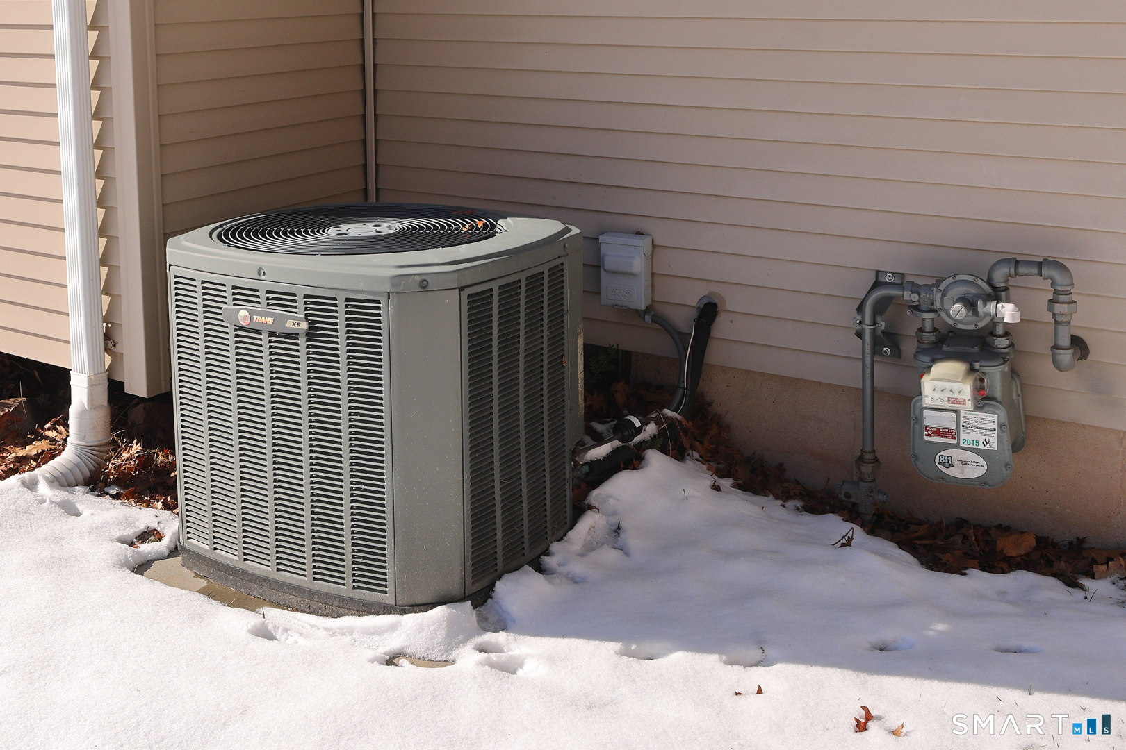95 Ash Drive Hamden, CT 06518 - Photo 37 of 37 A/C Condensor