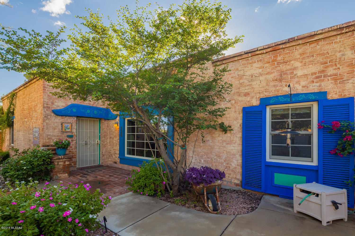 228 South Country Club Road Tucson, AZ 85716 - Photo 2 of 42 Gallery Image 2