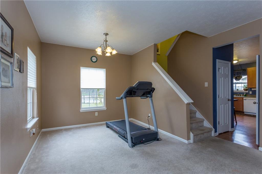 180 Rambling Road Greenfield, IN 46140 - Photo 6 of 19