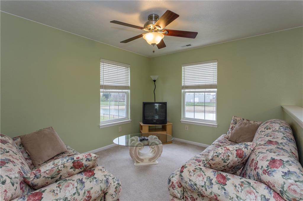 180 Rambling Road Greenfield, IN 46140 - Photo 10 of 19