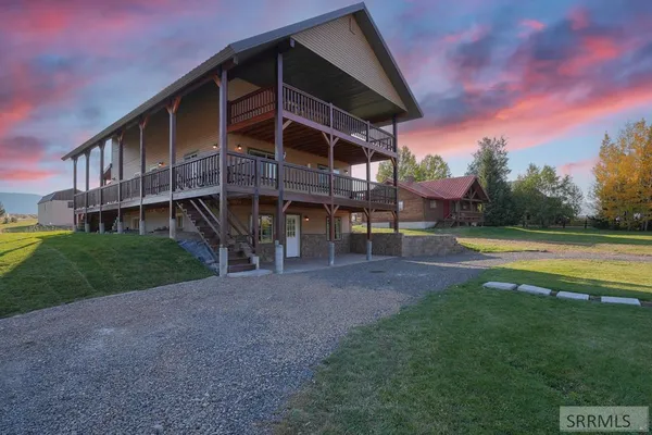 $990,000 | 3842 Whitecap Drive, Island Park, ID 83429