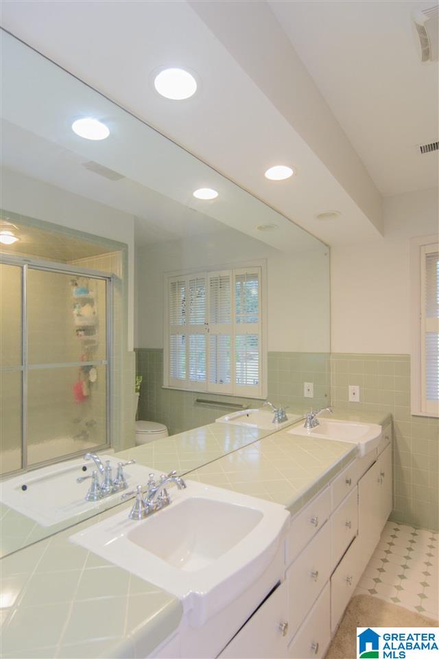 3121 North Woodridge Road Birmingham, AL 35223 - Photo 35 of 50
