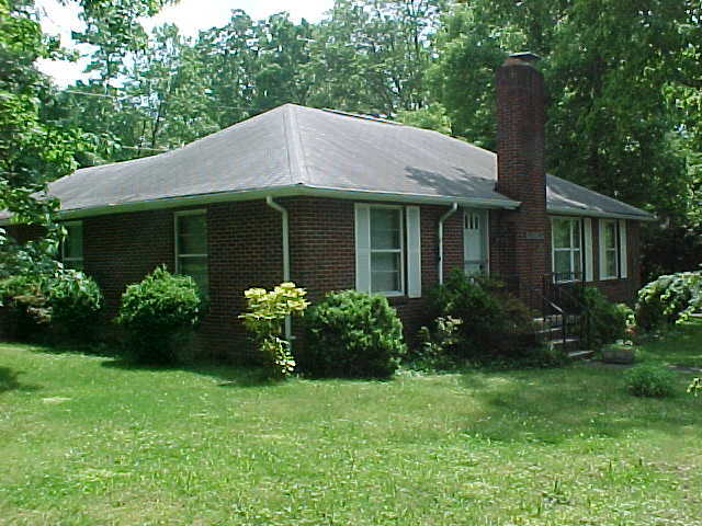 930 Ridgeway Avenue Signal Mountain, TN 37377 - Photo 5 of 9 Additional Photo