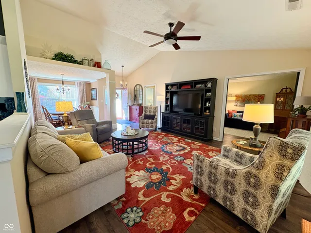 $334,900 | 7356 Oakview Drive, Avon, IN 46123