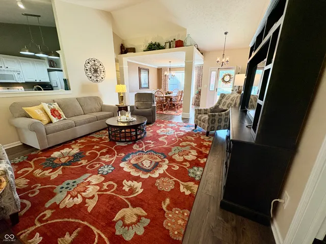 $334,900 | 7356 Oakview Drive, Avon, IN 46123