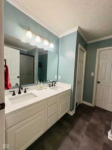 $334,900 | 7356 Oakview Drive, Avon, IN 46123