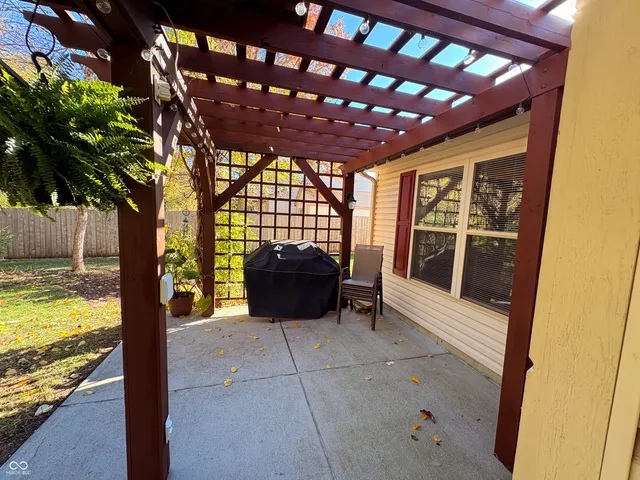 $334,900 | 7356 Oakview Drive, Avon, IN 46123