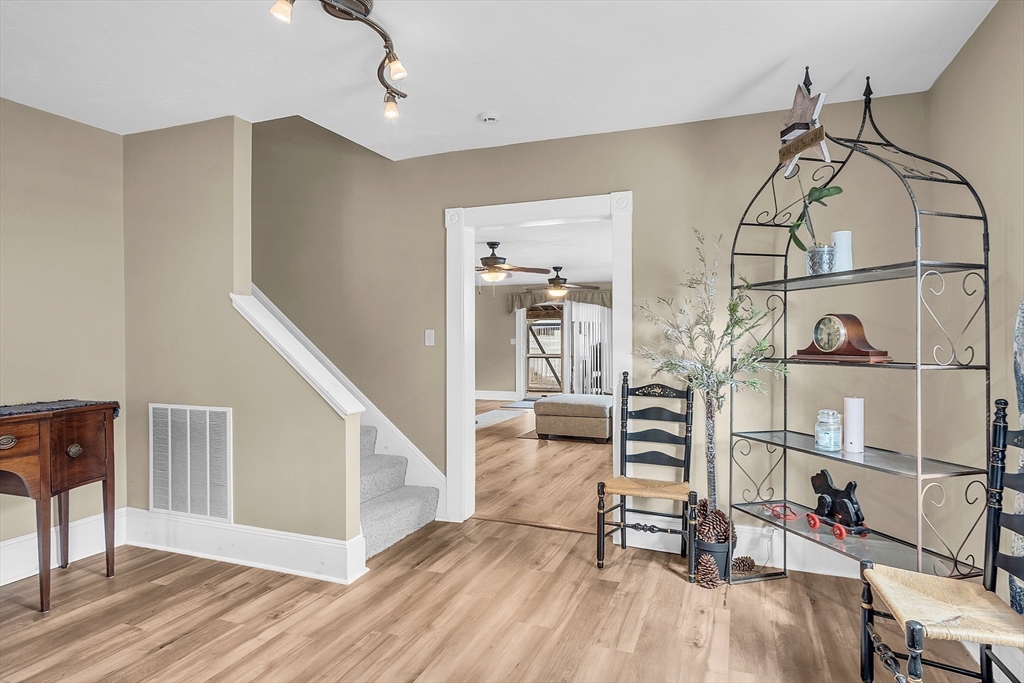 31 Maple Avenue Rutland, MA 01543 - Photo 11 of 40