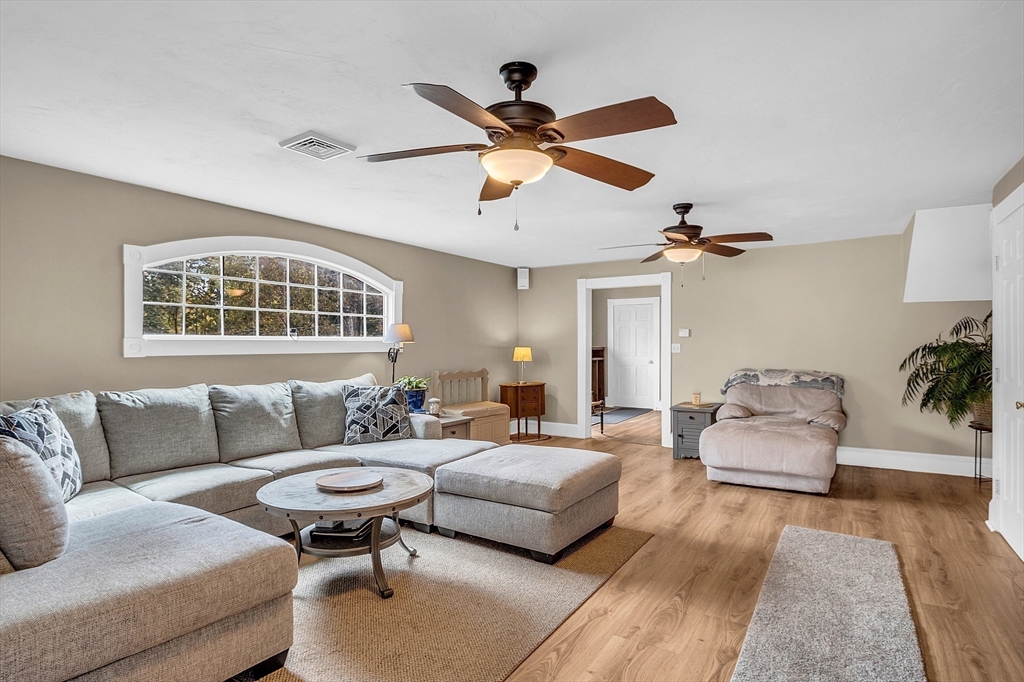 31 Maple Avenue Rutland, MA 01543 - Photo 21 of 40