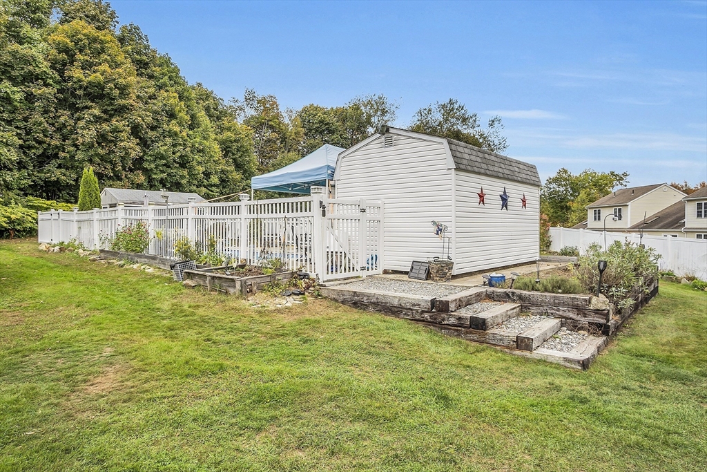 31 Maple Avenue Rutland, MA 01543 - Photo 5 of 40