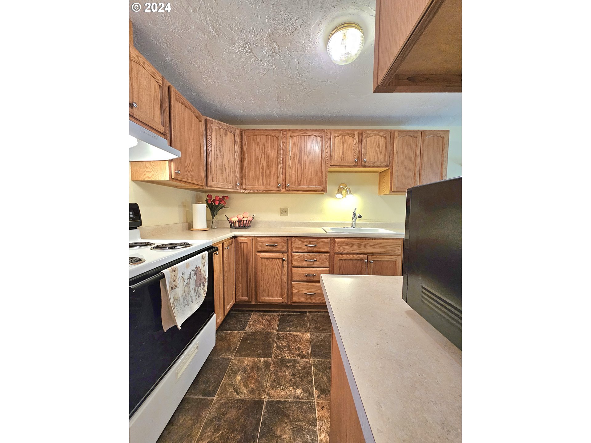 599 Coburg Road, Unit 7A Eugene, OR 97401 - Photo 11 of 38 Gallery Image 11