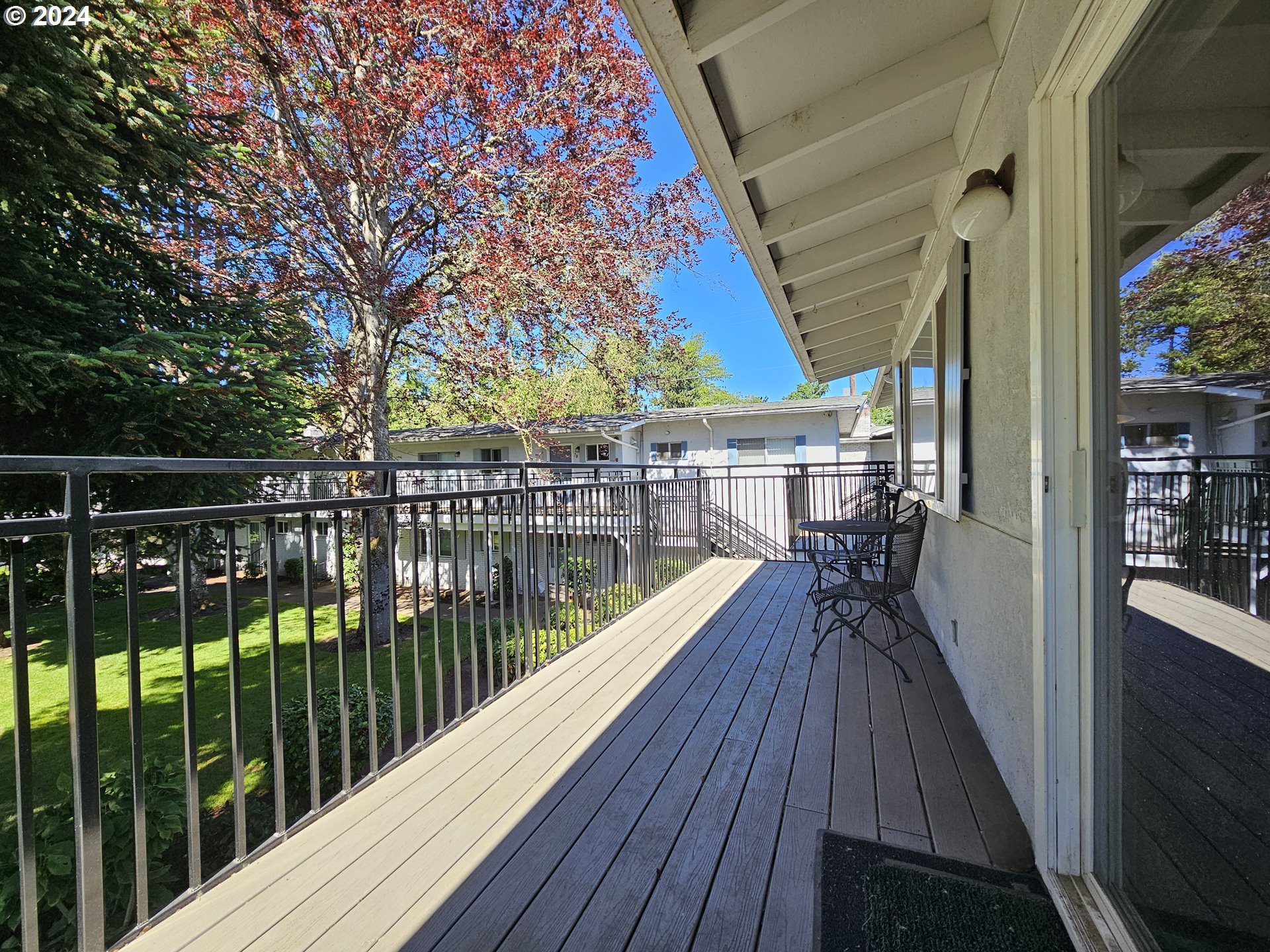 599 Coburg Road, Unit 7A Eugene, OR 97401 - Photo 30 of 38 Gallery Image 30
