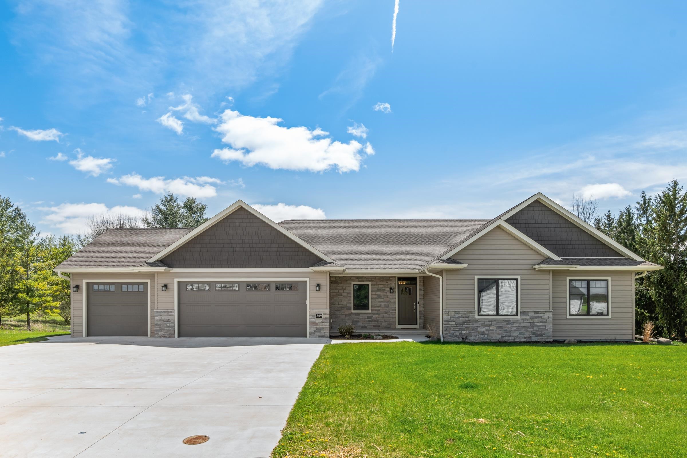 309 Drumlin Loop Ripon, WI 54971 - Photo 39 of 64