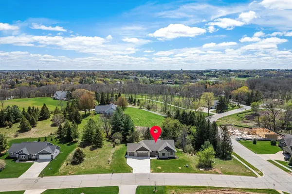 $609,900 | 309 Drumlin Loop, Ripon, WI 54971