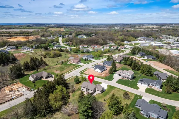 $609,900 | 309 Drumlin Loop, Ripon, WI 54971