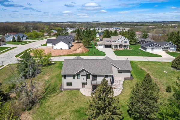$609,900 | 309 Drumlin Loop, Ripon, WI 54971