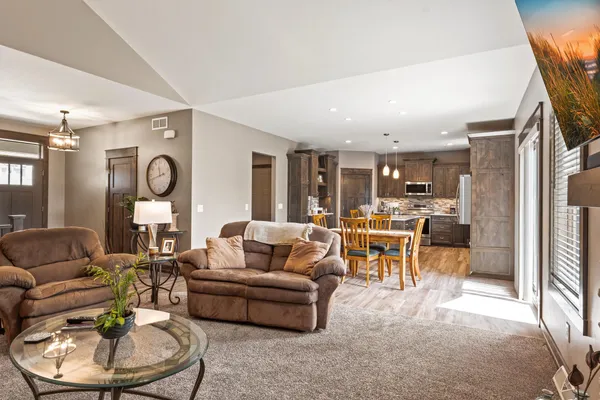 $609,900 | 309 Drumlin Loop, Ripon, WI 54971