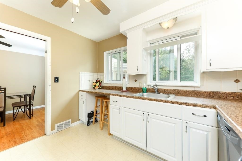 27231 Five Mile Road Redford, MI 48239 - Photo 6 of 16 Photo 6