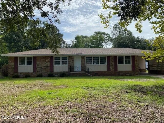 $2,000 | 3223 Chalmers Drive, Wilmington, NC 28409