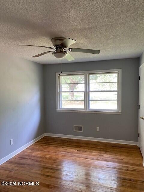 3223 Chalmers Drive Wilmington, NC 28409 - Photo 33 of 45 3323-18