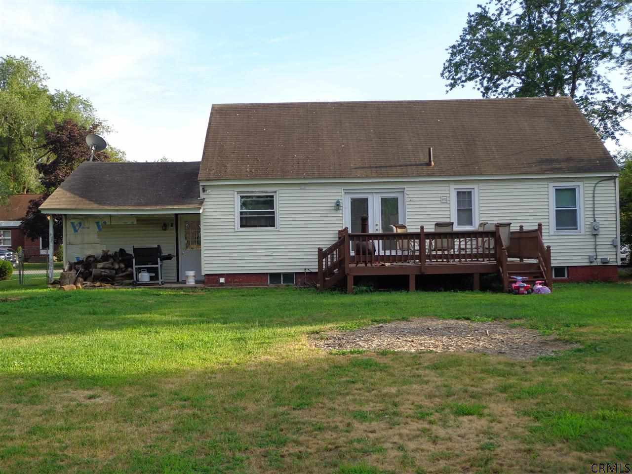 1028 Bill Road Rotterdam, NY 12303 - Photo 4 of 24 Photo 4