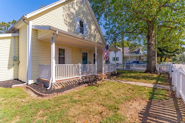 $184,900 | 424 East Oak Street, Boonville, IN 47601