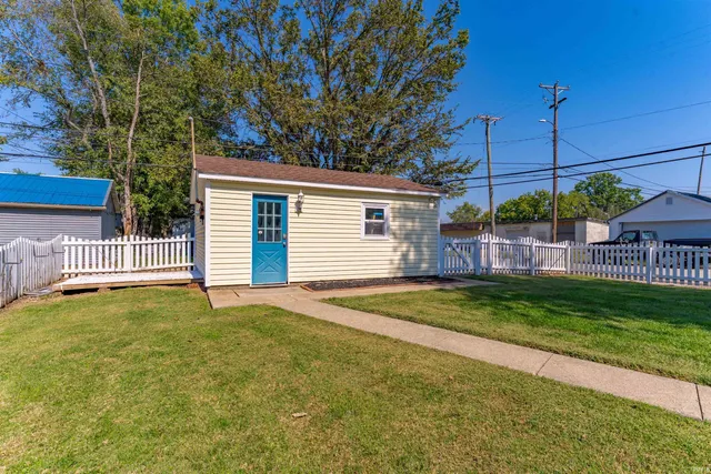 $184,900 | 424 East Oak Street, Boonville, IN 47601