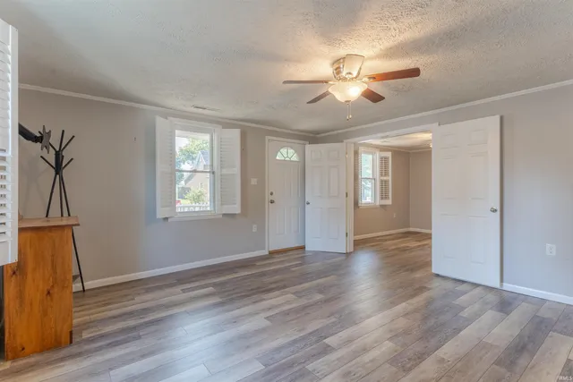 $184,900 | 424 East Oak Street, Boonville, IN 47601